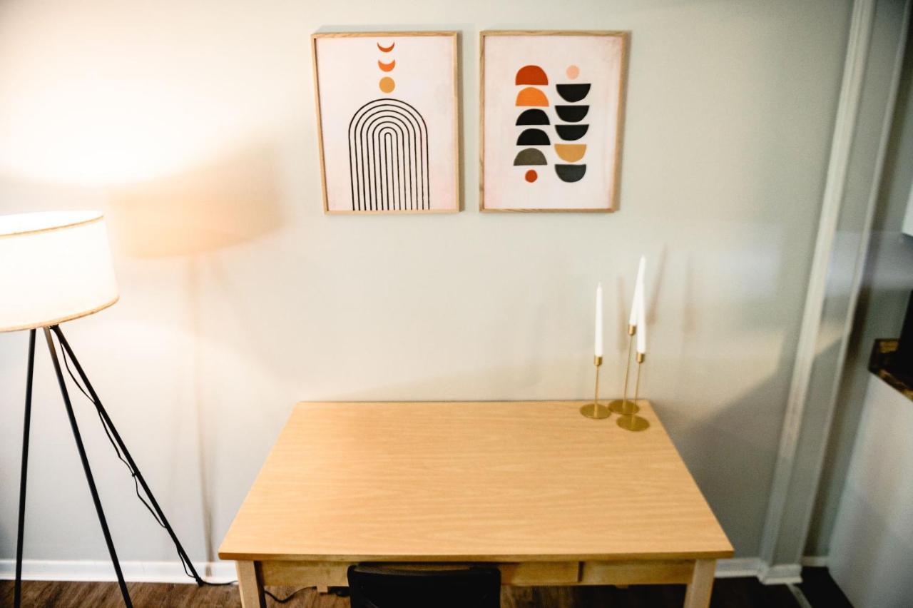 Urban Cottage: Homey & Convenient Huntington Ngoại thất bức ảnh