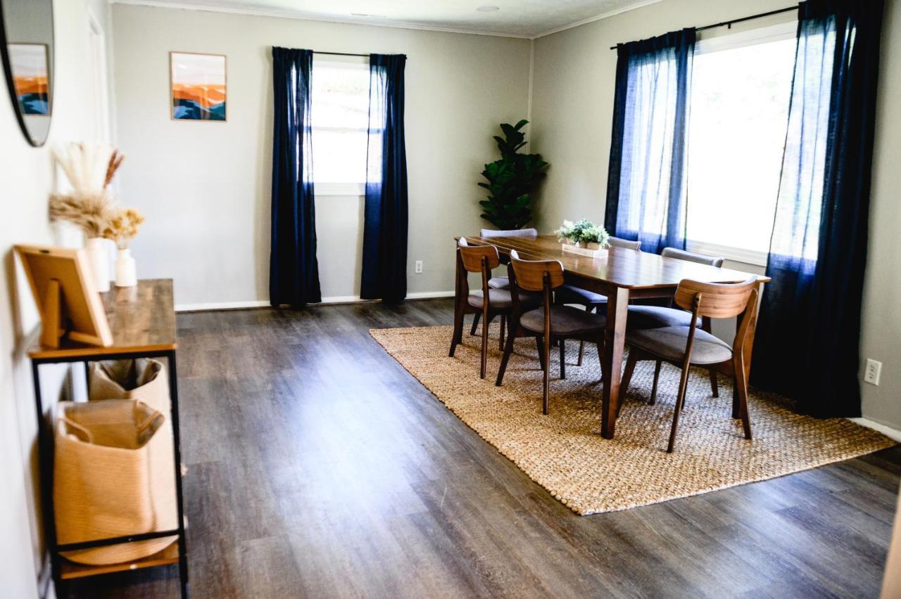 Urban Cottage: Homey & Convenient Huntington Ngoại thất bức ảnh